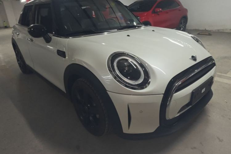 Used MINI 2023 Updated 1.5T COOPER Artist Five-Door Edition Front Right 45 Deg