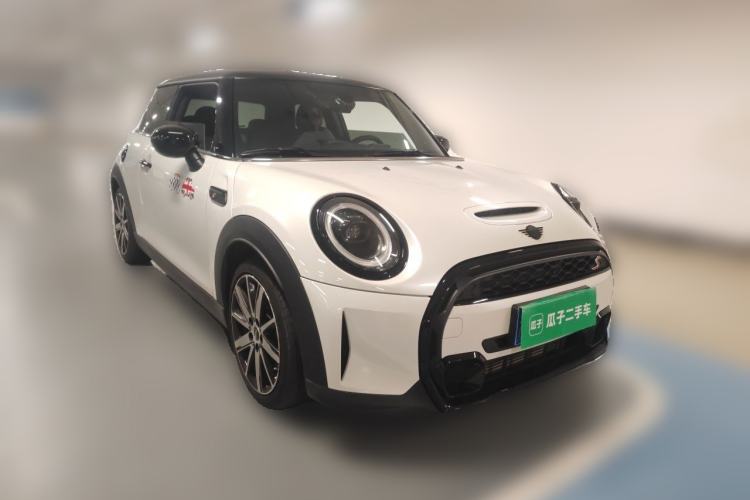Used MINI 2023 Updated 2.0T COOPER S Artist Front Right 45 Deg