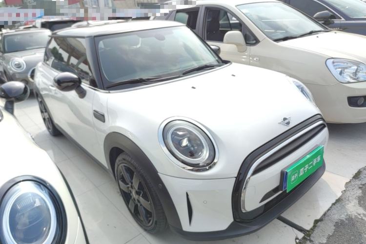 Used MINI 2023 Updated 1.5T COOPER Artist Front Right 45 Deg