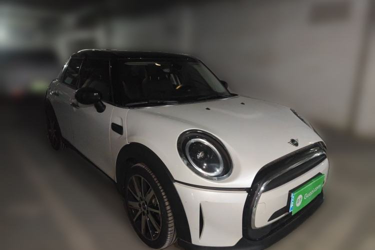 Used MINI 2023 Updated 1.5T COOPER Artist Five-Door Edition Front Right 45 Deg