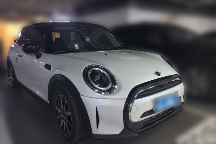 Used MINI 2023 1.5T COOPER Artist Front Right 45 Deg