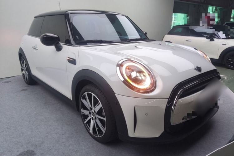 Used MINI 2023 Updated 1.5T COOPER Artist Front Right 45 Deg