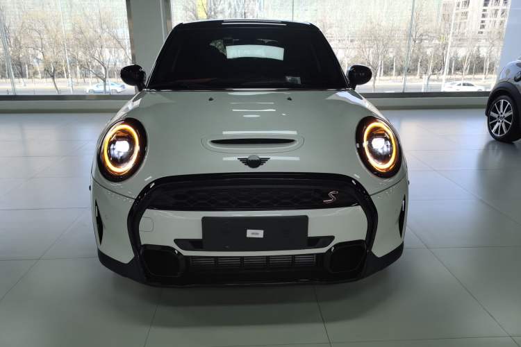 Used MINI 2023 Facelift 2.0T COOPER S Artist Five-Door Edition Front