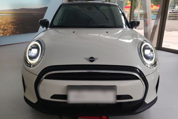Used MINI 2023 Updated 1.5T COOPER Artist Five-Door Edition Front