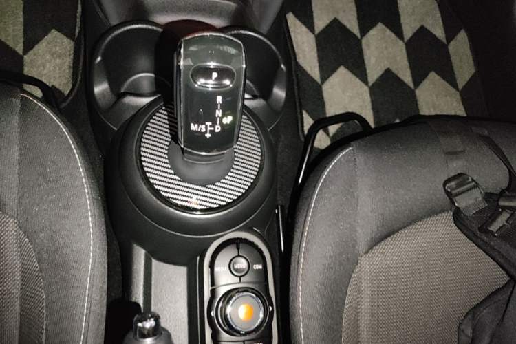Used MINI 2023 1.5T ONE Gear Lever