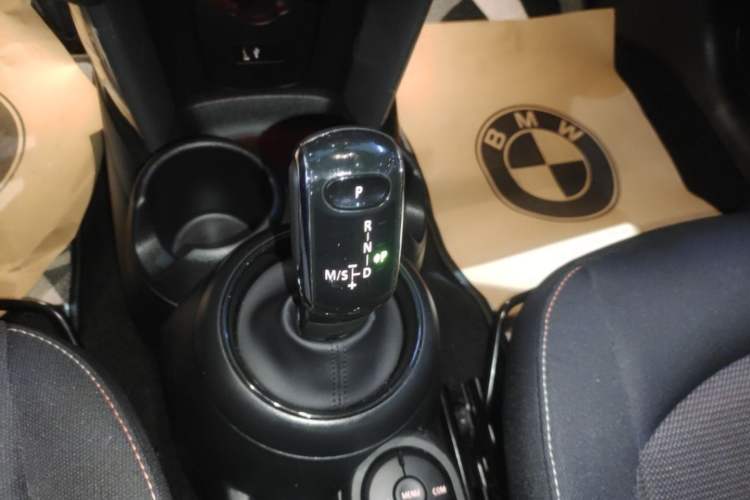 Used MINI 2023 1.5T ONE Gear Lever