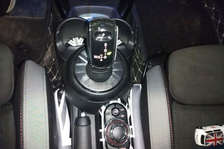 Used MINI 2023 Updated 2.0T COOPER S Racing Driver Gear Lever