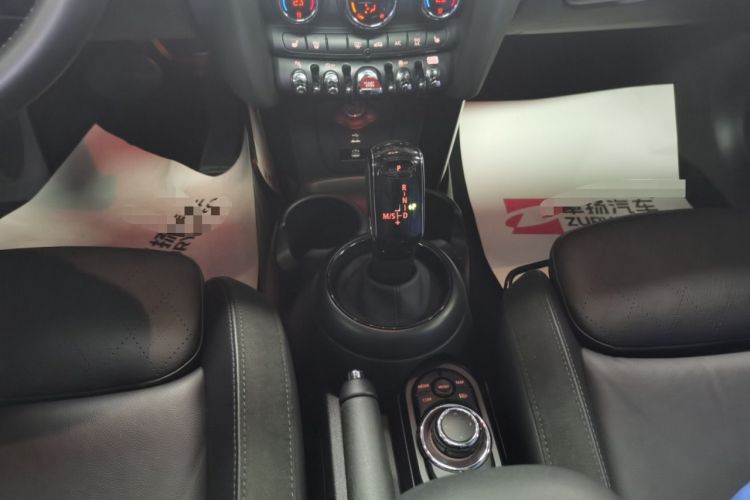 Used MINI 2023 Facelift 2.0T COOPER S Artist Five-Door Edition Gear Lever