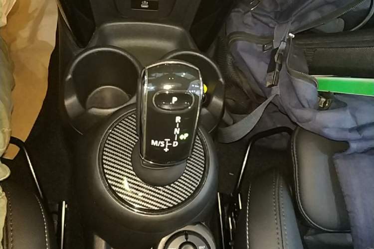 Used MINI 2023 1.5T COOPER Artist Five-Door Edition Gear Lever