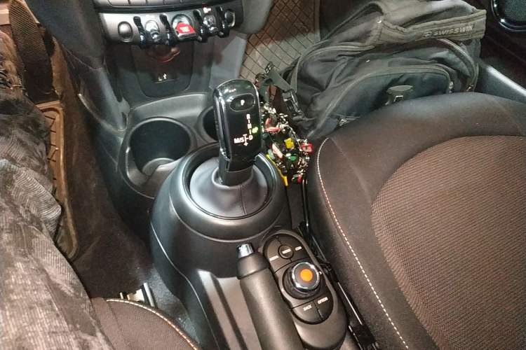 Used MINI 2023 1.5T ONE Gear Lever