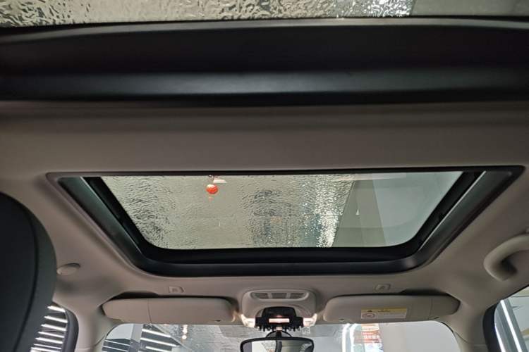 Used MINI 2023 1.5T COOPER Artist Headliner