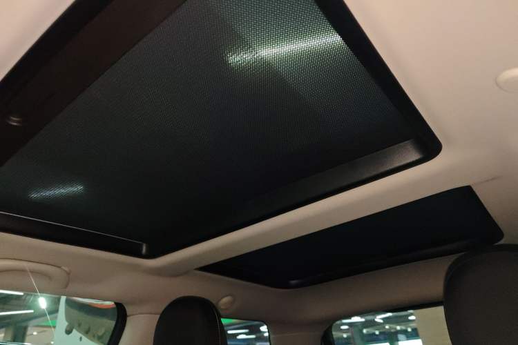 Used MINI 2023 1.5T ONE Headliner