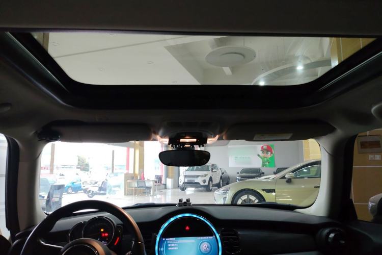 Used MINI 2023 1.5T ONE Headliner
