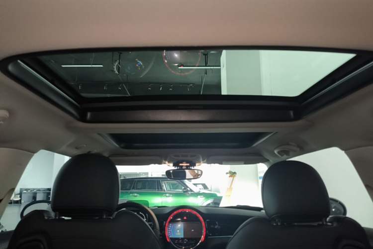 Used MINI 2023 1.5T COOPER Artist Headliner