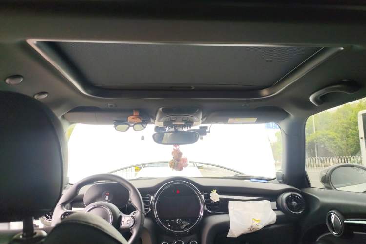 Used MINI 2023 1.5T COOPER King's Cross Special Edition Headliner