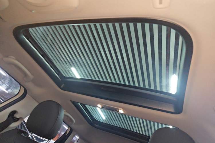 Used MINI 2023 1.5T COOPER Artist Five-Door Edition Headliner