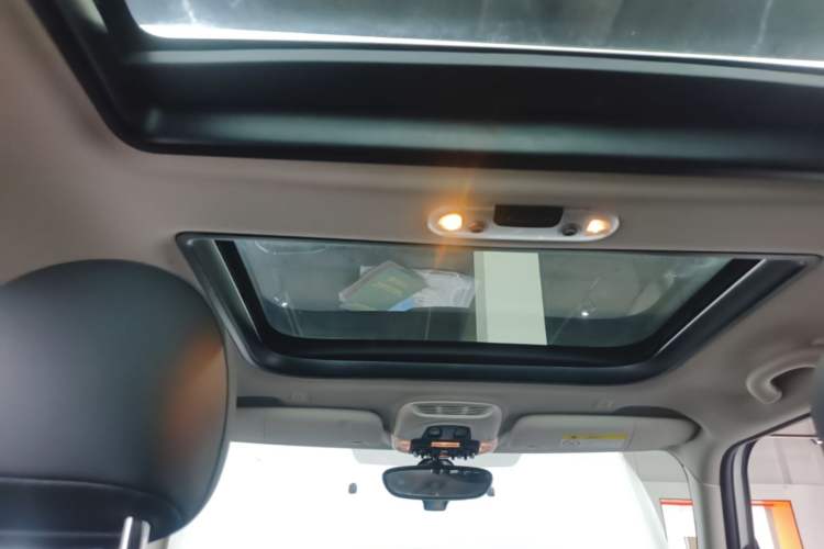 Used MINI 2023 Updated 1.5T COOPER Artist Five-Door Edition Headliner