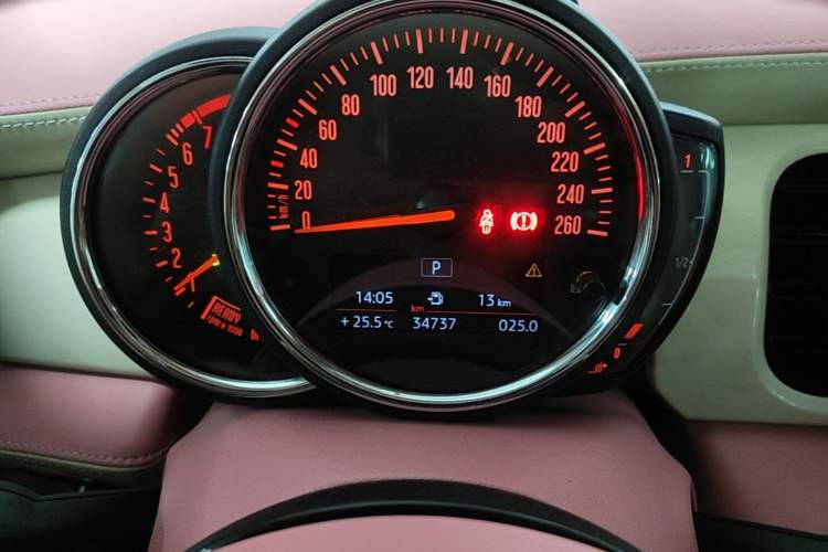 Used MINI 2023 1.5T ONE Instrument Cluster