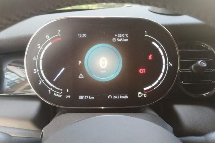 Used MINI 2023 Updated 1.5T COOPER Artist Five-Door Edition Instrument Cluster