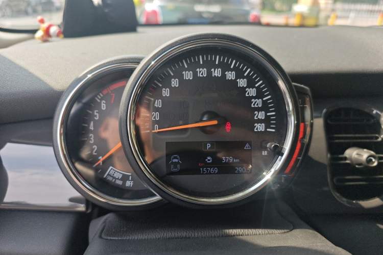 Used MINI 2023 1.5T ONE Instrument Cluster