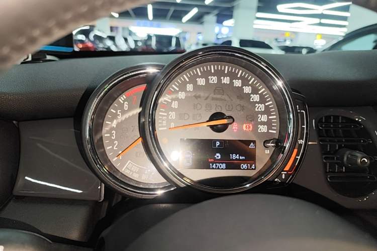 Used MINI 2023 1.5T ONE Instrument Cluster