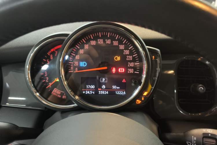 Used MINI 2023 1.5T ONE Five-Door Edition Instrument Cluster