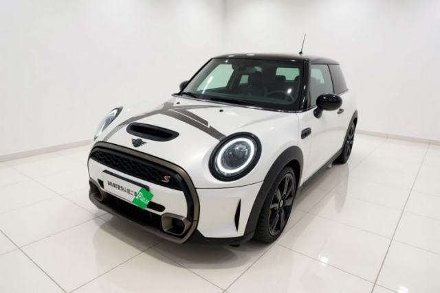 Used MINI 2023 Facelift 2.0T COOPER S Artist Five-Door Edition