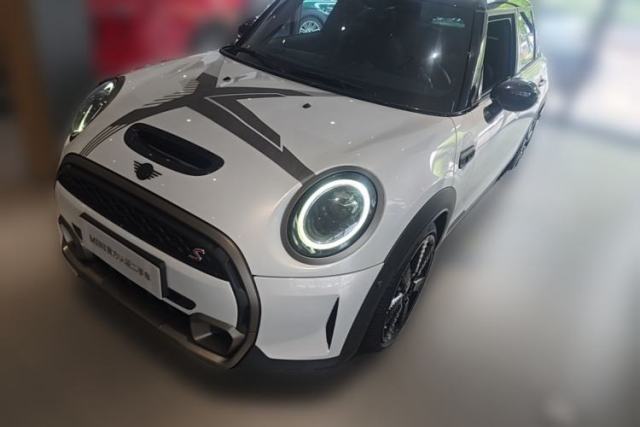 Used MINI 2023 Facelift 2.0T COOPER S Artist Five-Door Edition