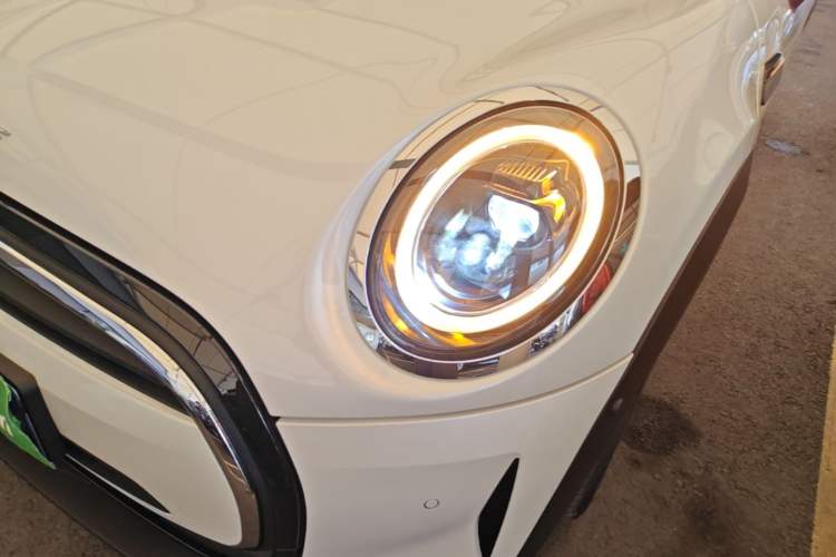 Used MINI 2023 1.5T ONE Left Front Headlight