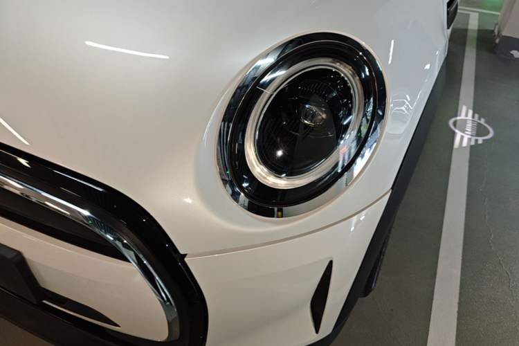 Used MINI 2023 1.5T COOPER Artist Five-Door Edition Left Front Headlight