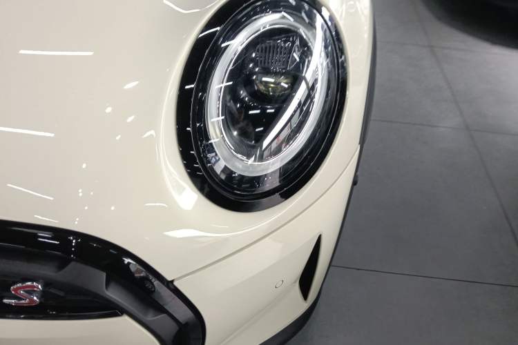 Used MINI 2023 2.0T COOPER S Artist Left Front Headlight