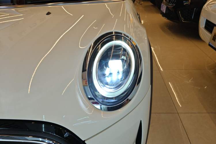 Used MINI 2023 1.5T ONE Left Front Headlight