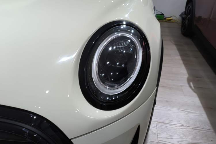 Used MINI 2023 1.5T COOPER Artist Five-Door Edition Left Front Headlight