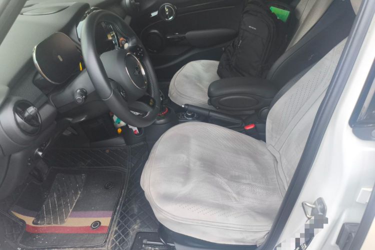 Used MINI 2023 1.5T COOPER King's Cross Special Edition Five-Door Version Left Front Seat