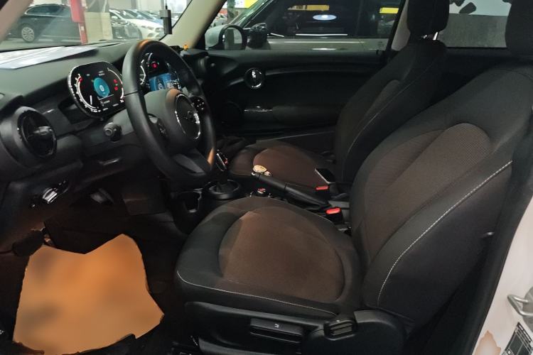 Used MINI 2023 1.5T ONE Left Front Seat