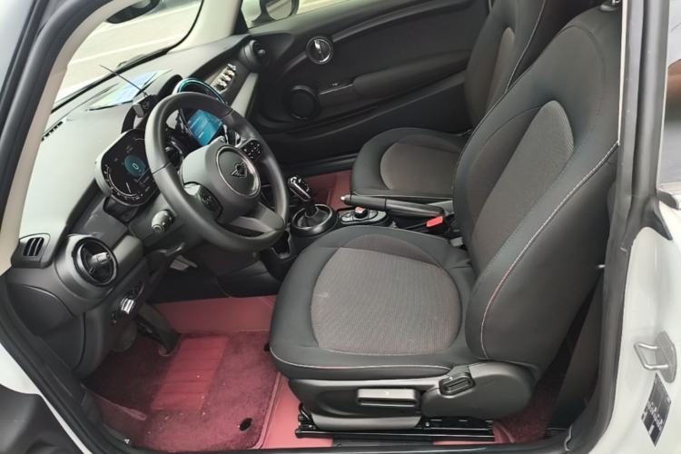 Used MINI 2023 1.5T ONE Left Front Seat