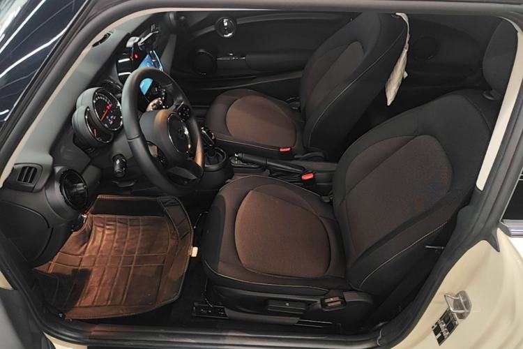 Used MINI 2023 1.5T ONE Left Front Seat