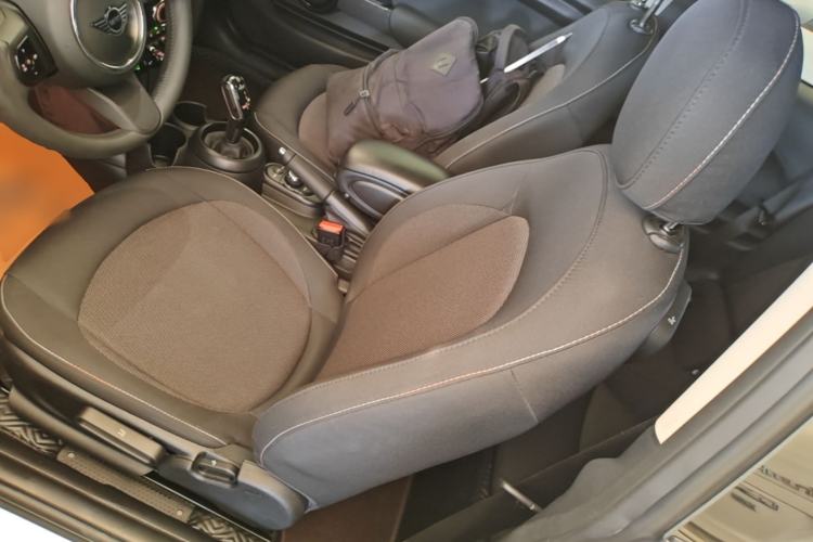 Used MINI 2023 1.5T ONE Left Front Seat