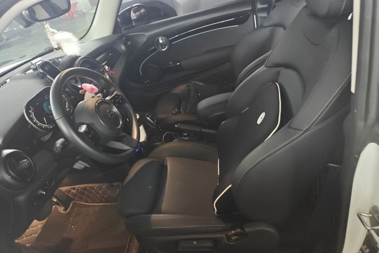 Used MINI 2023 Updated 1.5T COOPER Artist Left Front Seat