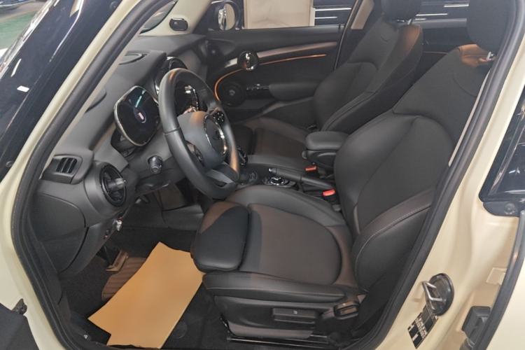 Used MINI 2023 1.5T COOPER Artist Five-Door Edition Left Front Seat
