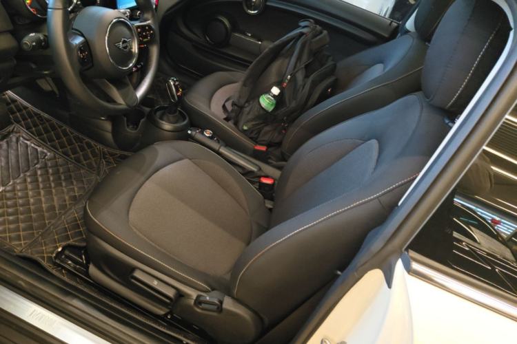 Used MINI 2023 1.5T ONE Left Front Seat