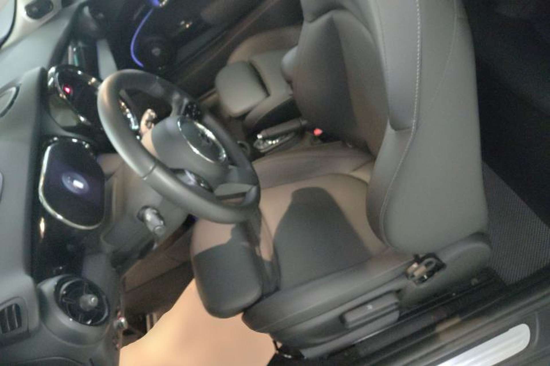 Used MINI 2023 1.5T COOPER Artist Left Front Seat
