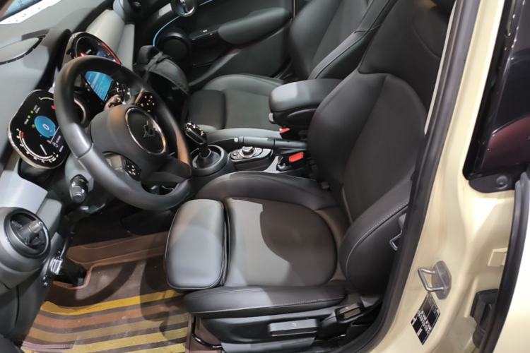Used MINI 2023 1.5T COOPER Artist Five-Door Edition Left Front Seat