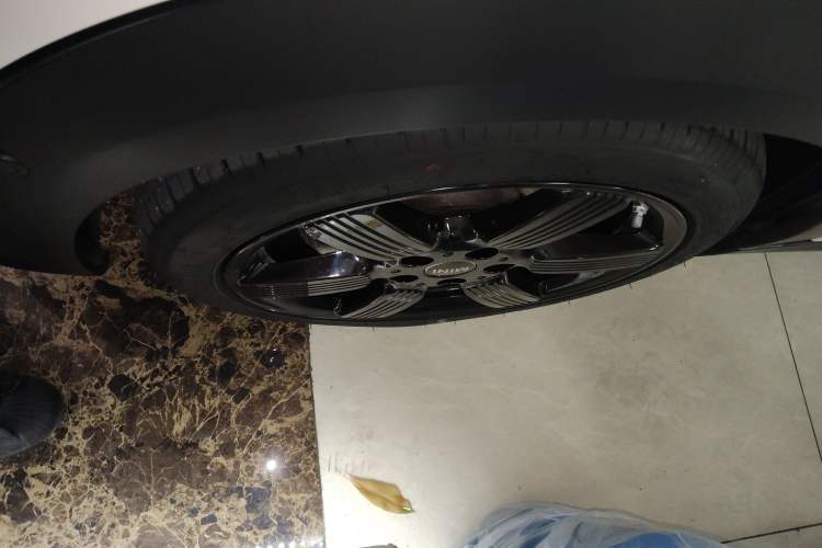 Used MINI 2023 1.5T COOPER Artist Left Front Wheel Hub