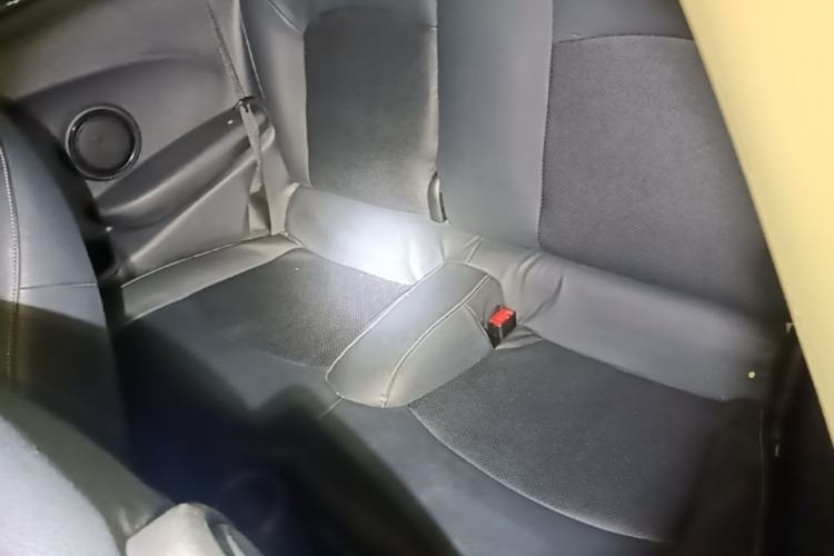 Used MINI 2023 1.5T ONE Left Rear Seat