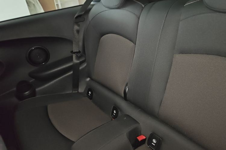 Used MINI 2023 1.5T ONE Left Rear Seat