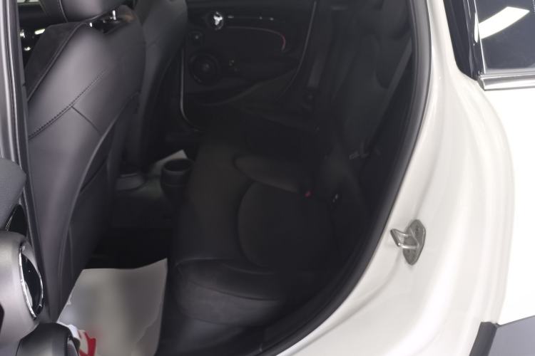 Used MINI 2023 Facelift 2.0T COOPER S Artist Five-Door Edition Left Rear Seat