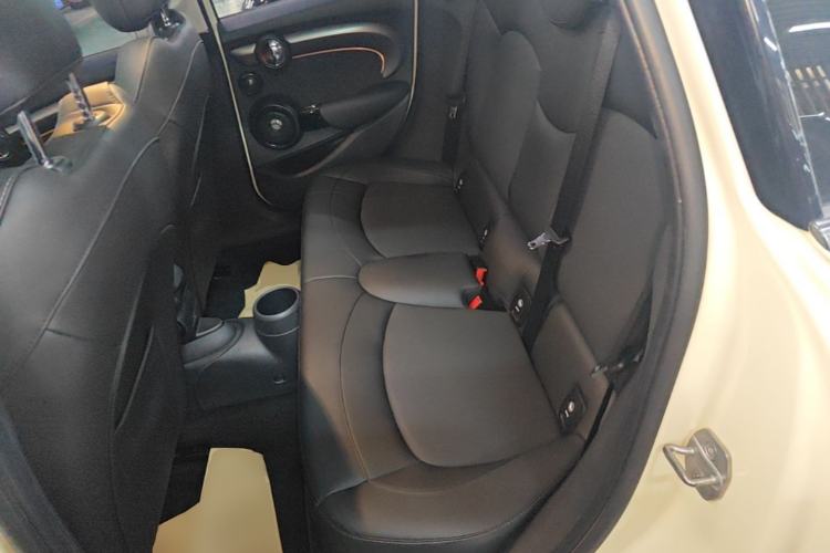 Used MINI 2023 1.5T COOPER Artist Five-Door Edition Left Rear Seat
