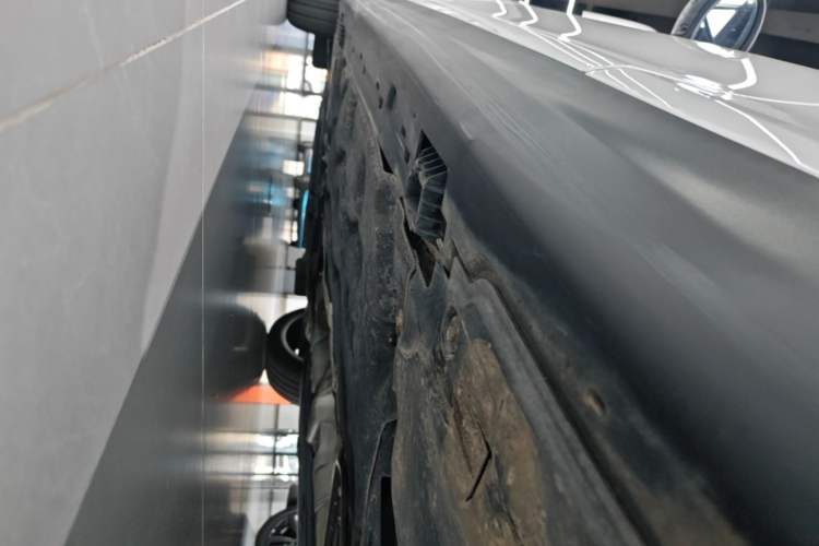 Used MINI 2023 Updated 1.5T COOPER Artist Left Side Sill