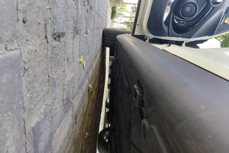 Used MINI 2023 1.5T COOPER Artist Five-Door Edition Left Side Sill
